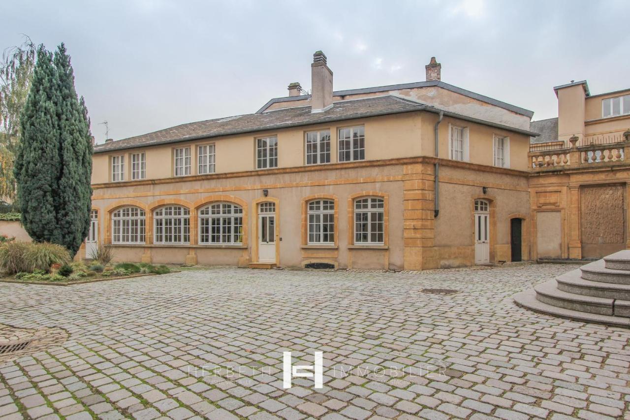 H-Bnb - Les Meubles Du 1 Bed & Breakfast Metz Luaran gambar